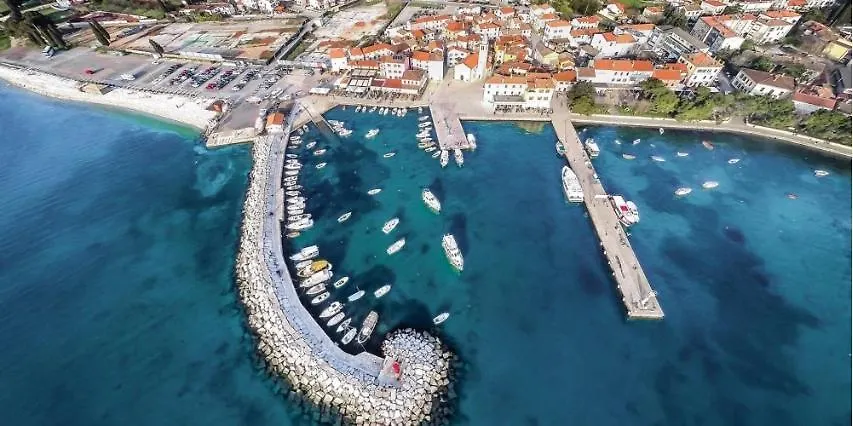 Apartments Pineta Franko Fazana 0*,  Croatia